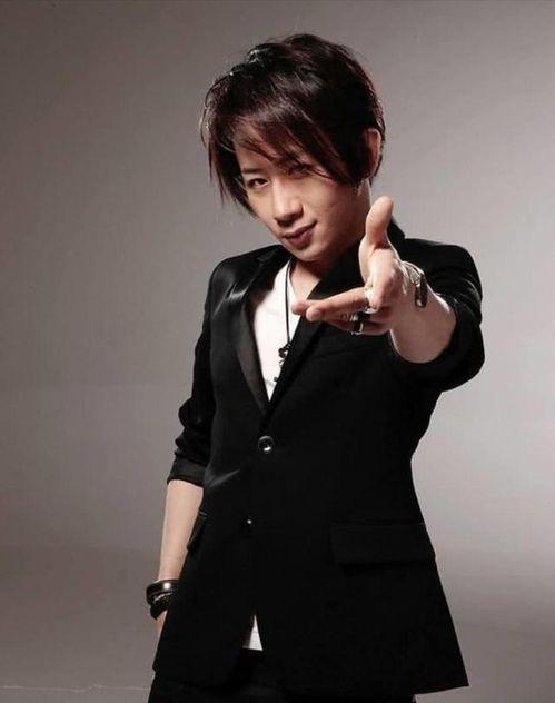 刘谦爆料自己视频,揭秘魔术背后的秘密